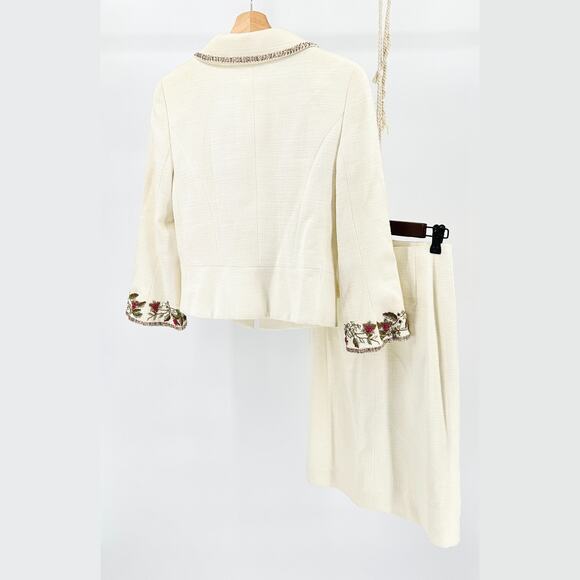 Vintage 90s Escada Ivory Elegant Cream Beaded Linen Cotton Skirt Suit - Picture 5 of 10